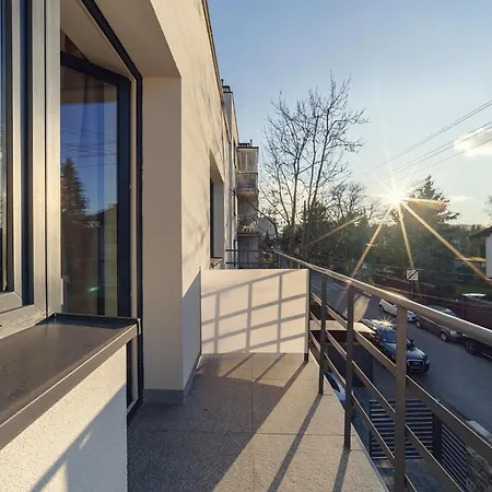 Bemovia House 3*