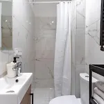 Aparthotel Bemovia House 3*