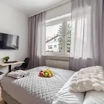 Bemovia House Aparthotel