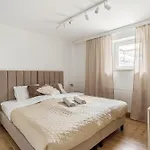 Bemovia House Aparthotel Warschau