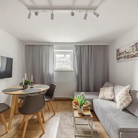 Lejlighedshotel Bemovia House 3*