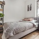 Bemovia House Apartmanhotel Varsó