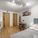 Bemovia House