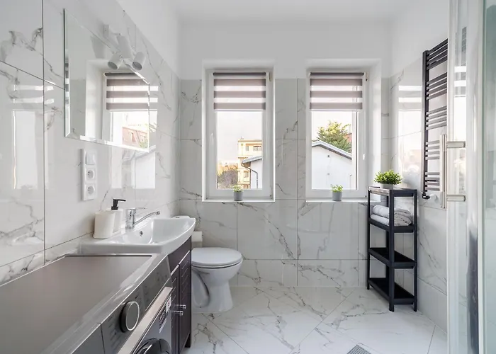 Aparthotel Bemovia House Warsaw