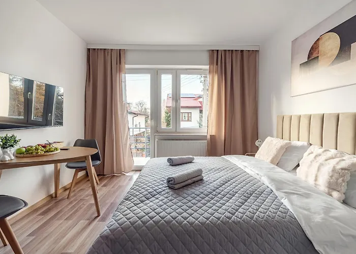 Aparthotel Bemovia House