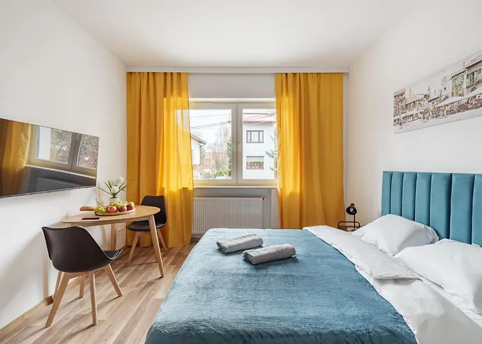 Aparthotel Bemovia House 3*