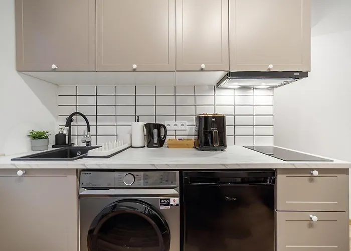 Bemovia House Aparthotel 3*