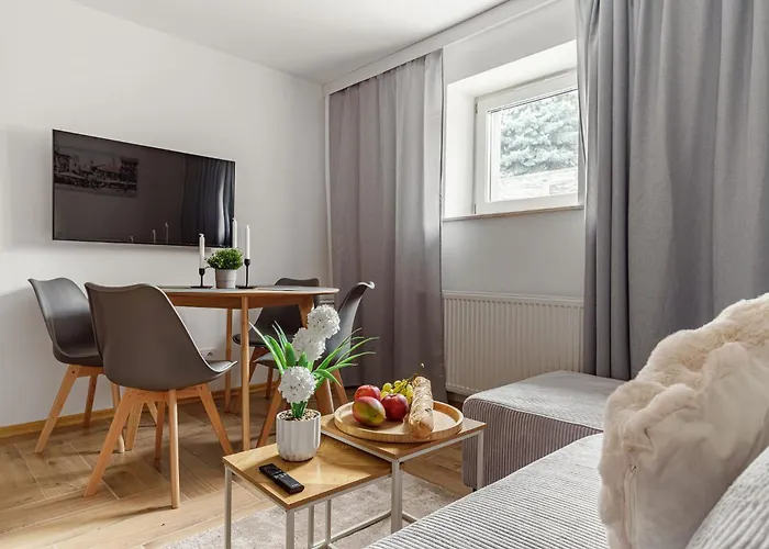 Bemovia House Aparthotel 3*